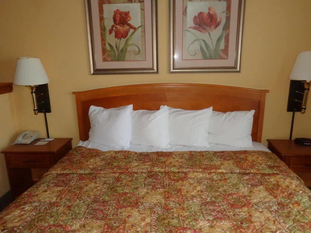 Country Inn & Suites By Radisson, Green Bay East, Wi Buitenkant foto